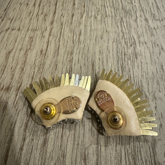 Preloved Mignon Gavigan Post Earrings. White/Gold - Picture 3 of 3